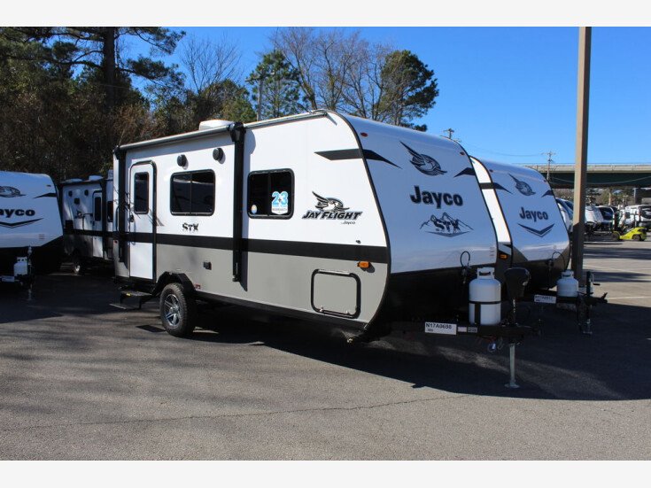 Thumbnail Photo undefined for New 2022 JAYCO Jay Flight